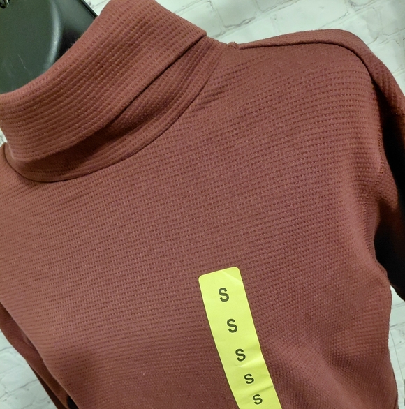 Lands' End Deep Red Funnel Neck Top - Picture 3 of 7